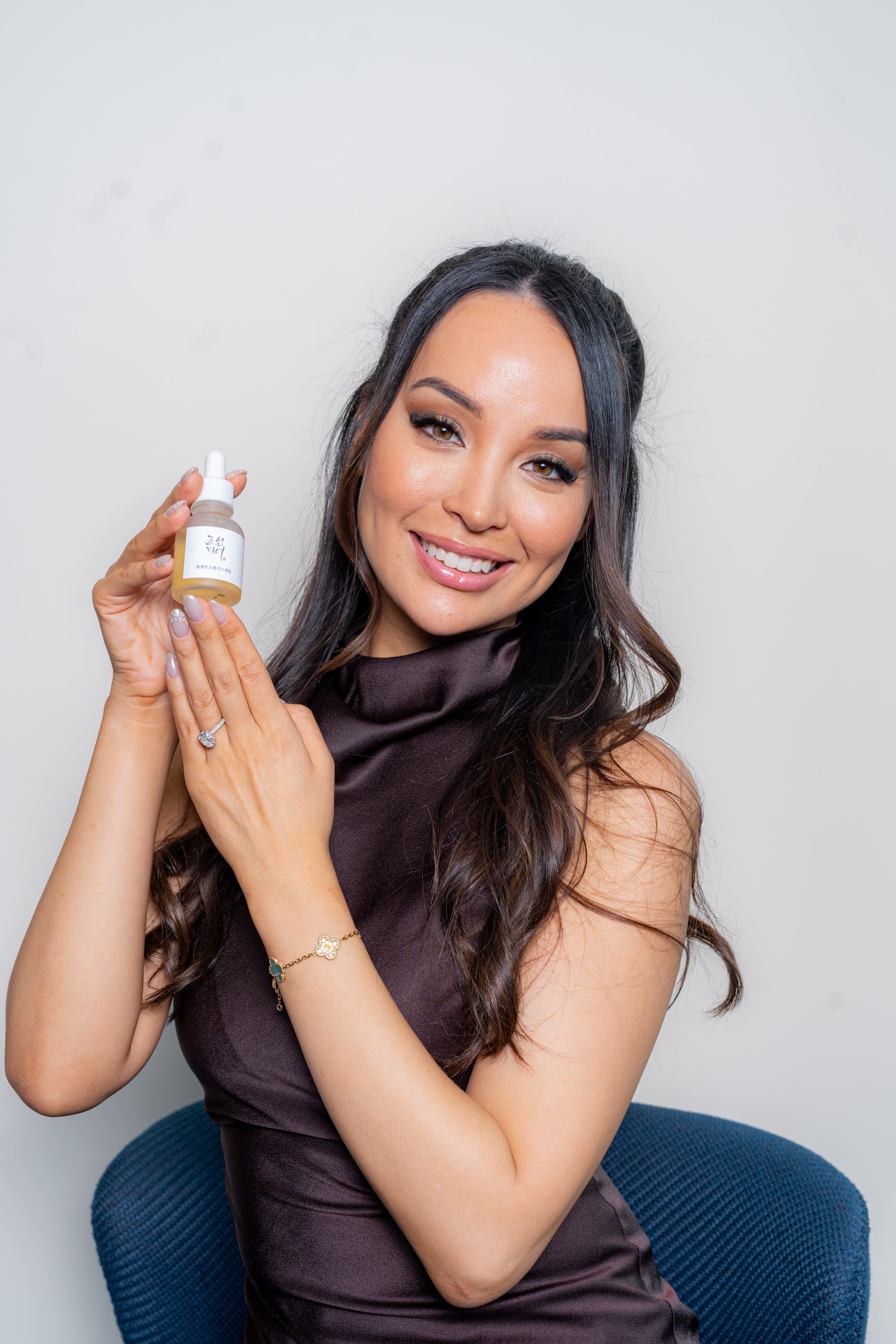 Edwina with the Beauty of Joseon Glow Serum from the Glow Reset